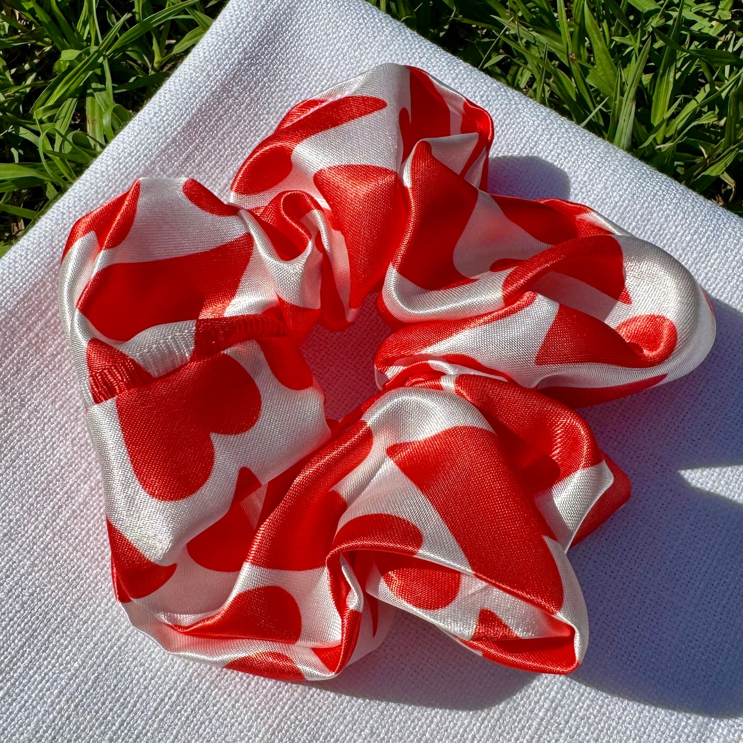 XXL Red Heart Scrunchie