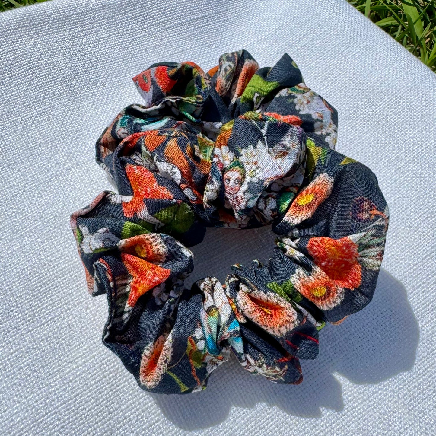 Snugglepot and Cuddlepie Scrunchie - Navy