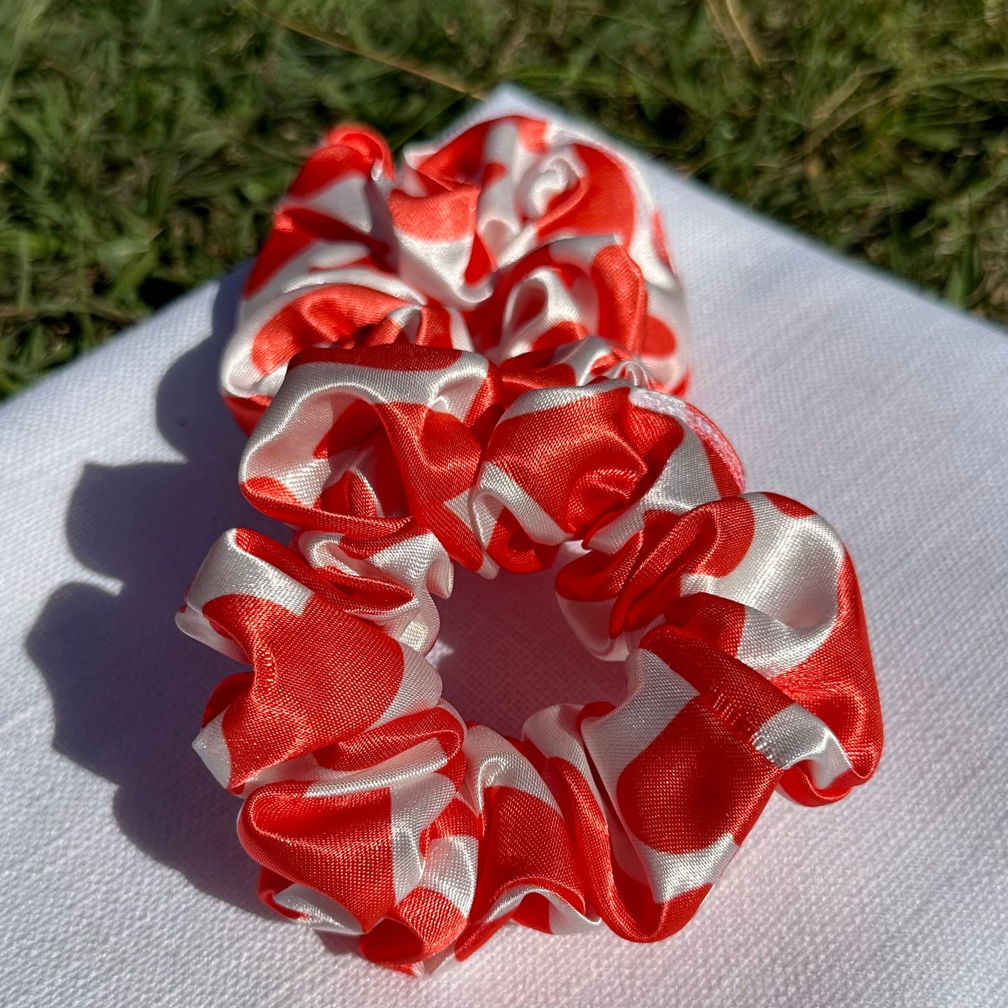 Red Hearts Scrunchie (Satin)