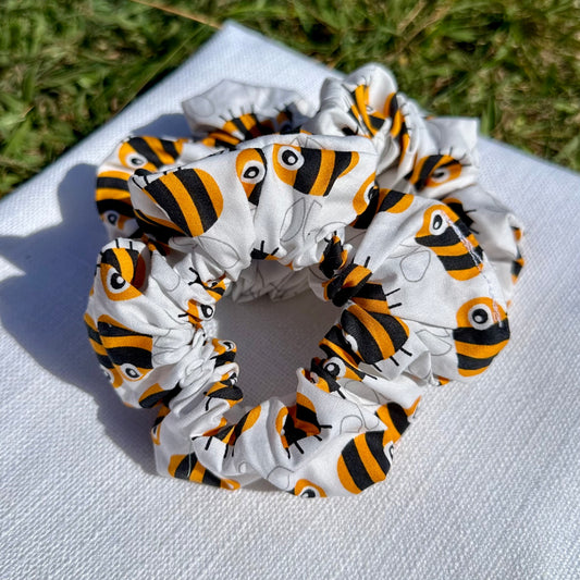 Bee Scrunchie - White